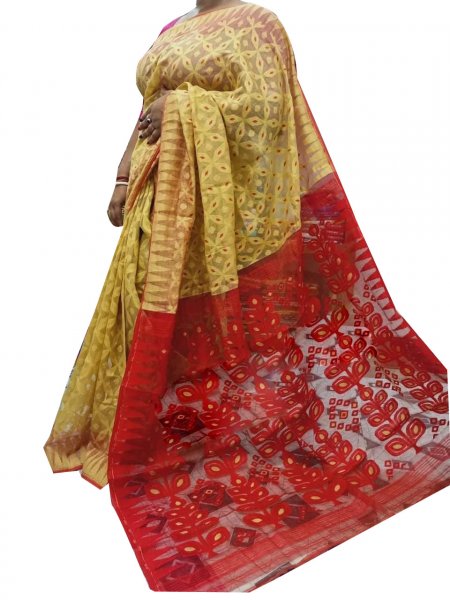 Cream and maroon dhakai jamdani high quality saree